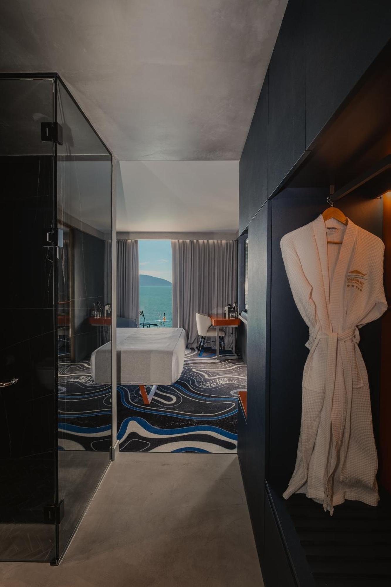 Maritim Marina Bay & Casino Adult Friendly Готель Вльора