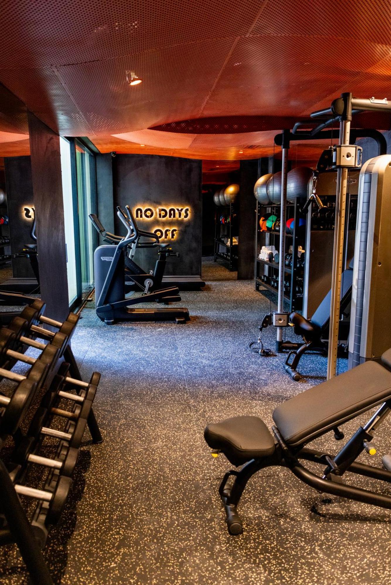Maritim Marina Bay & Casino Adult Friendly Hotel Vlore